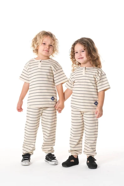 Çocuk Çizgili İkili Waffle Kumaş Takım – Kısa Kol Tişört & Pantolon - Resim 3