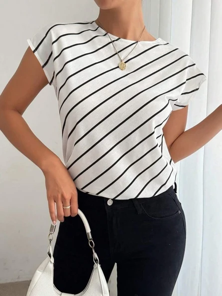Lucky Life Kadın Kısa Yarasa Kollu Bisiklet Yaka çizgi Desenli Atlas Bluz ürün görseli 1