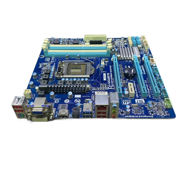 GIGABYTE GA-Z68MA-D2H-B3 Intel Z68 DDR3 Soket 1155 ATX ANAKART (2 EL YENİLENMİŞ ÜRÜN) - Resim 2