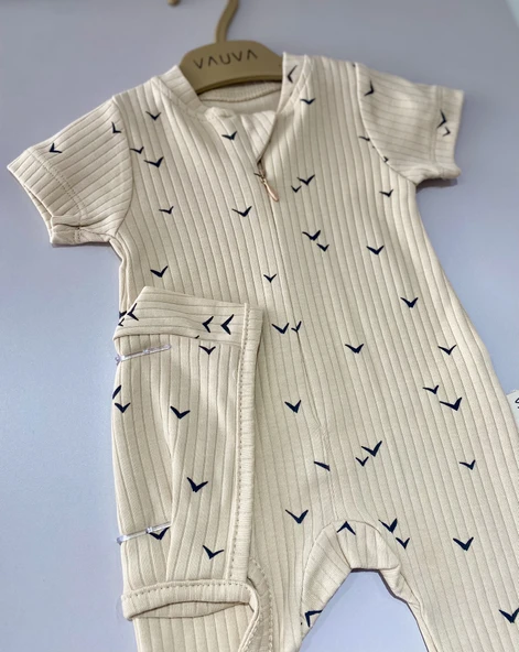 Bebek Tulum & Şapka Takımı – Bej Kuş Desenli - 2