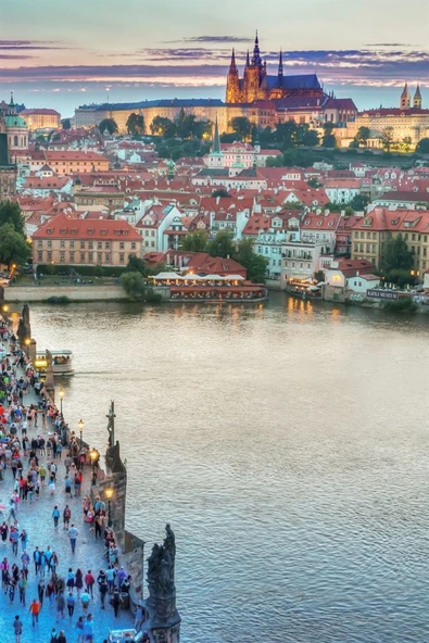 Çek Cumhuriyeti Prag Temalı Oval Magnet - Resim 4