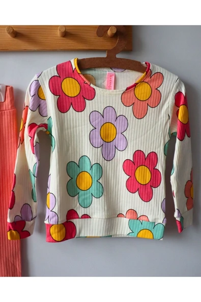 TinyAlp Rahat ve Kaliteli Esnek Kumaş İspanyol Paça Çiçek Desenli Kız Çocuk Takım - 3