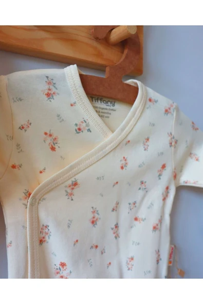 TinyAlp Çıtır Çiçek Desenli Naturel Kumaş Kız Bebek Yenidoğan Takımı - 7