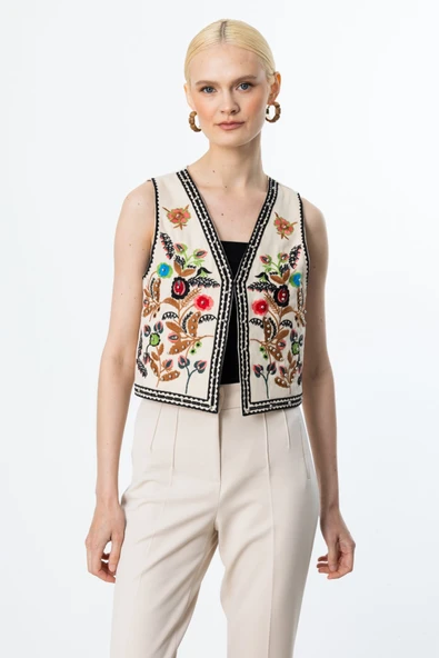 On İşlemeli Boncuklu Pamuk Yelek - 5