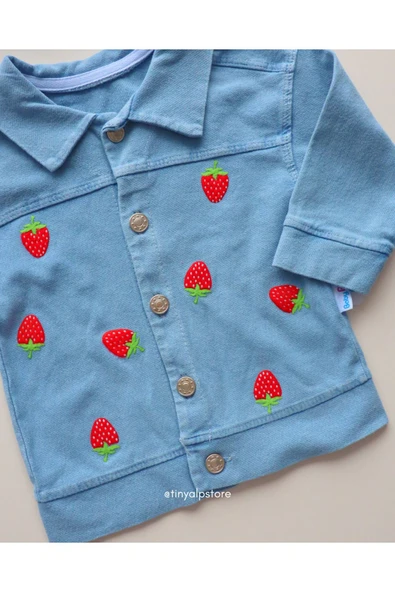 TinyAlp Kabartmalı Tasarım Çilek Desenli Yumuşacık Kot Kumaş Kız Bebek Mevsimlik Ceket - 3