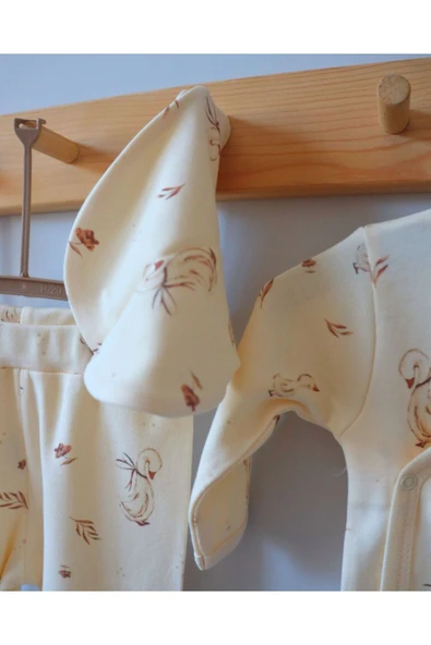 TinyAlp Ördek Desenli Sevimli Tasarım Model Naturel Kumaş Kız Bebek Yenidoğan Takımı - 5