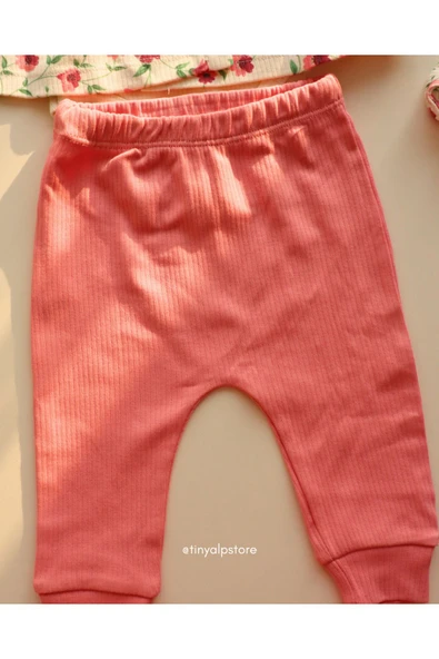 TinyAlp Şık ve Tasarım Çiçek Desenli Soft Renkli Basic Rahat Kumaş Bandanalı 4'lü Kız Bebek Takım - 2