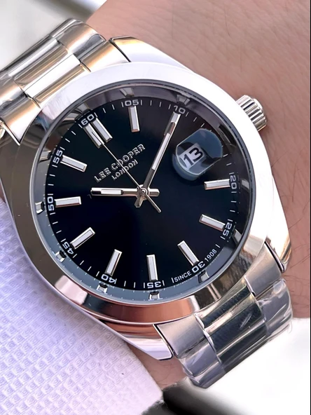 Lee Cooper Çelik Kordon Takvimli Kadran 5 Atm 2 Yıl Garantili Erkek Kol Saati ELC8189.350 ürün görseli