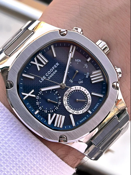 Lee Cooper Çelik Kordon İç Fonksiyonları Aktif 5 Atm 2yıl Garantili Erkek Kol Saati ELC.8146.390 ürün görseli