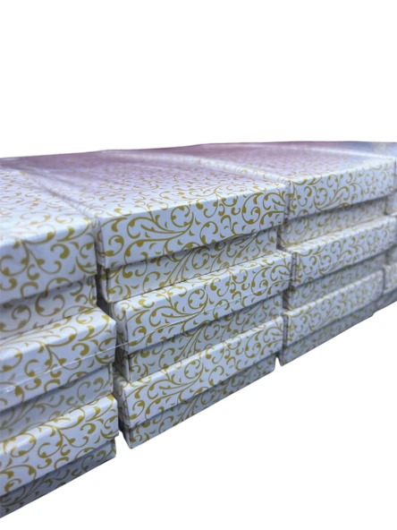 Karton Süngerli Beyaz Gold Çizgili Renk 8/6 cm 48 Adet Üçlü Set Takı Kutusu - Resim 3