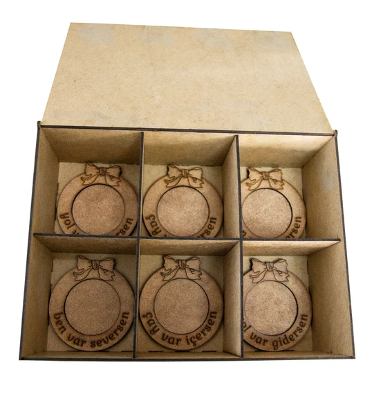 Kişiye Özel Ahşap Bardak Altlığı 6 Adet 10x10cm ürün görseli 1