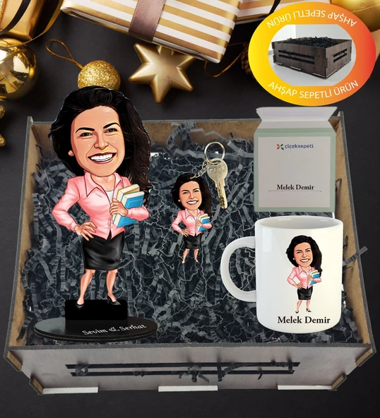 Kişiye Özel Karikatür, Anahtarlıklı Ve Kupa Hediye Sepeti ürün görseli 1