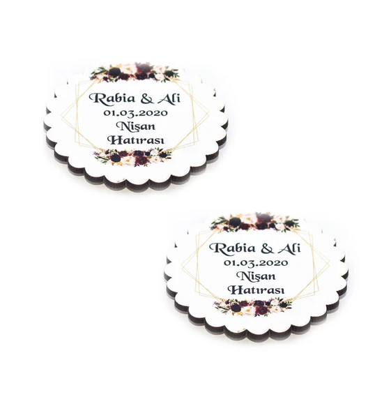 Kişiye Özel Yuvarlak Ahşap Magnet Nikah, Nişan Hatırası - 50 Adet ürün görseli 1
