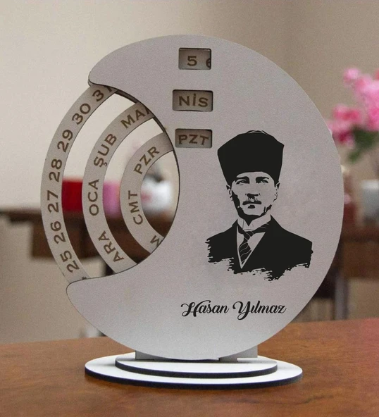 Kişiye Özel Öğretmen Temalı Yuvarlak Döner Takvim ürün görseli 1