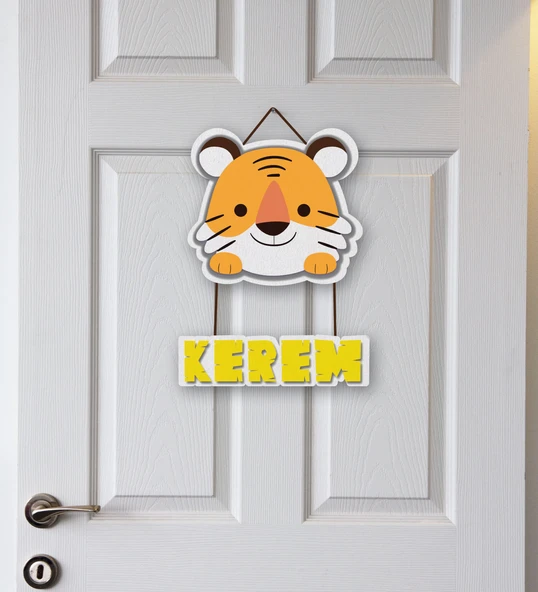 İsme Özel Bebek Odası Ahşap Kapı Süsü - Aslan Figürlü ürün görseli