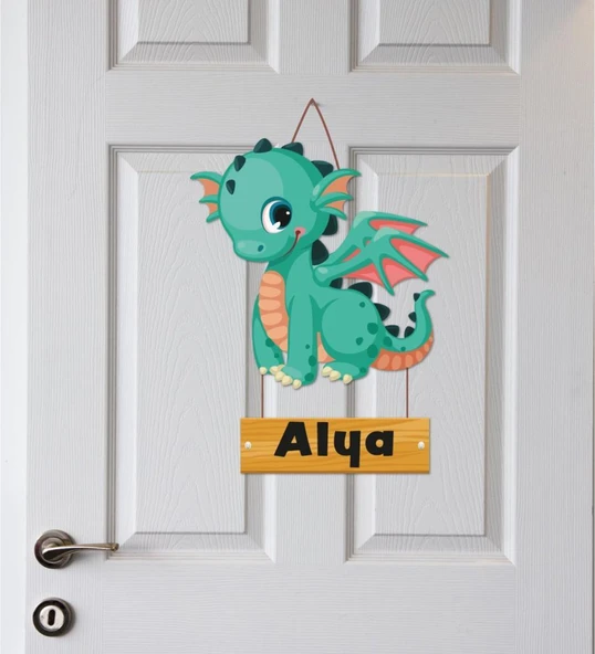 Meşgalem Yeşil Yavru Ejderha Temalı Kişiye Özel Kapı Süsü ürün görseli