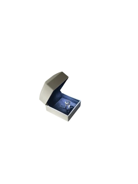 Flok Beyaz Renk 5x5 Cm Işıklı Yüzük Kutusu - 1