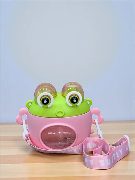 PEMBE RENK KURBAĞA ŞEKLİNDE EĞLENCELİ ÇOCUK MATARASI – 600 ML