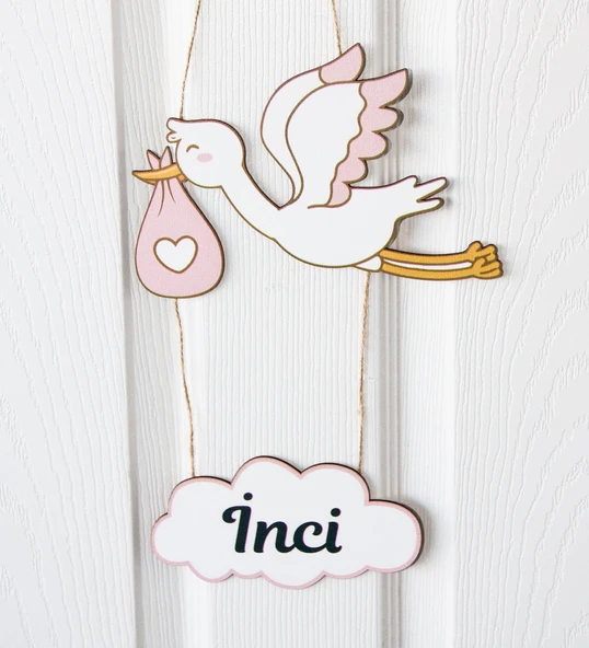 Meşgalem Pembe Uçan Leylek ve Bulut Temalı Kişiye Özel Kapı Süsü ürün görseli