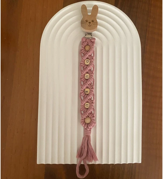 İsme Özel El Yapımı Makrome Emzik Zinciri ürün görseli