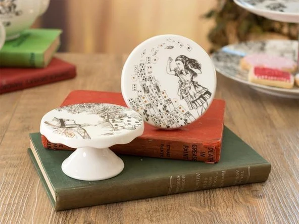 Mikasa x V&A Alice In Wonderland Porselen 10cm 2li Kek, Pasta Standı - Resim 5