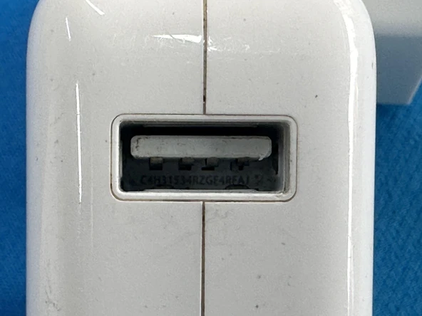 Apple 12 W USB Şarj Adaptörü - 4