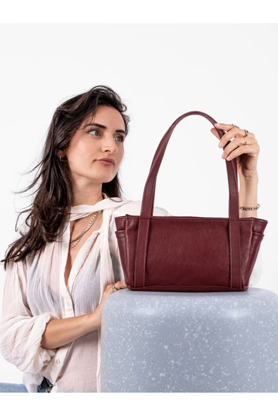 saraci leather craft Saraci Hakiki Deri Kadın Omuz Çantası – Minimalist – Ayarlanabilir Askılı Şık Günlük Çapraz Çanta - 7