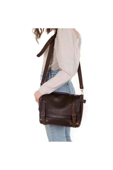 saraci leather craft Şık Ve Fonksiyonel Fransız Tarzı Deri Omuz Çantası – El Yapımı Hakiki Deri Taba - 9