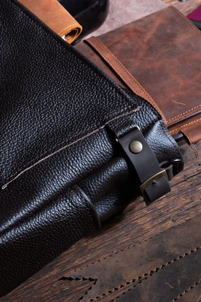 saraci leather craft Şık Ve Fonksiyonel Fransız Tarzı Deri Omuz Çantası – El Yapımı Hakiki Deri Taba - 12