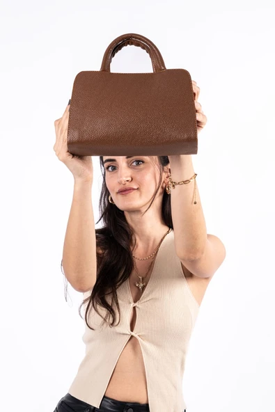 saraci leather craft Deri Kadın El Ve Omuz Çantası, Ayarlanabilir Askılı Orta Boy Hakiki Deri Bordo Renk Kadın Çantası - 9