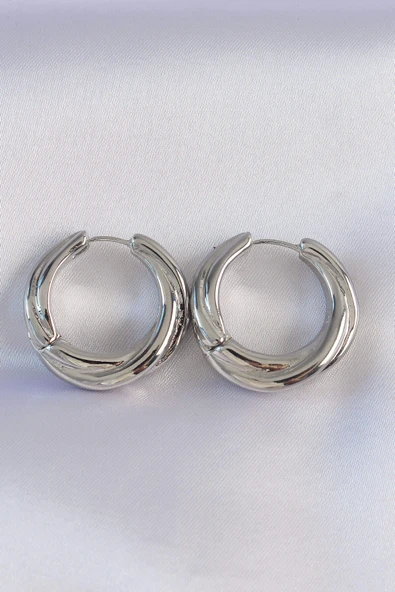 Pirinç Gümüş Renk Asimetrik Kıvrım Küpe ürün görseli 1