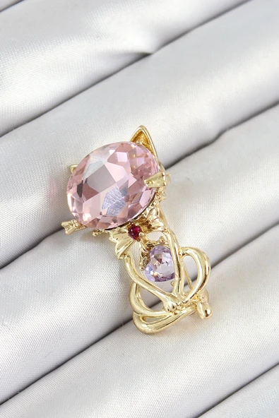 Pembe Zirkon Taşlı Kap Detaylı Kedi Figürlü Gold Renk Kadın Broş ürün görseli 1