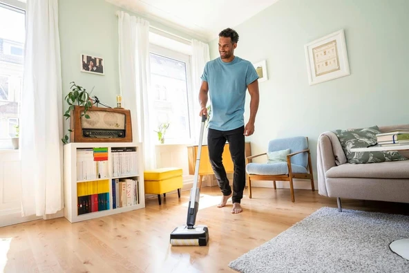 Karcher FC 2-4 Zemin Temizleme Makinesi ürün görseli