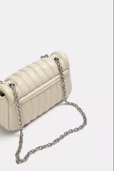 Pull & Bear Zincir Çapraz Askılı Çanta - Resim 3