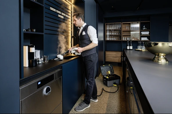 KARCHER SG 4/2 Classic Buharlı Temizlik Makinesi - Resim 4