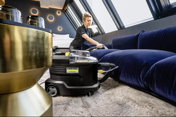 Karcher Puzzi 8/1 C Halı Yıkama Makinesi - 3