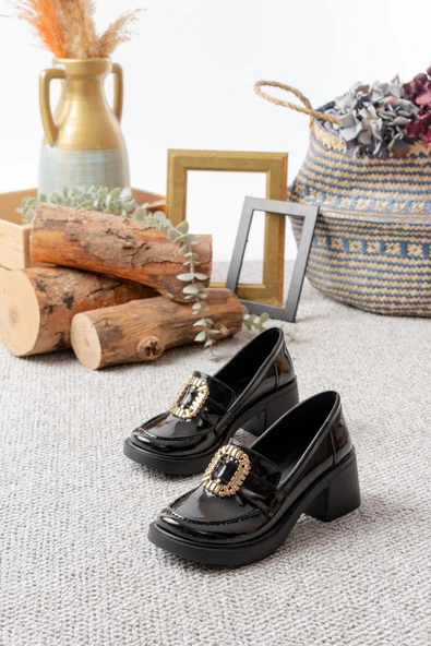 Kadın Aria Siyah Rugan Toka Detaylı 6 cm Topuklu Lofer Ayakkabı - 4