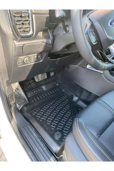 Rizline Yeni Ford Ranger Havuzlu Paspas 2023 ürün görseli 1