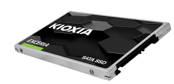 960GB KIOXIA EXCERIA 2.5" 3D 555/540 MB/sn 3Yıl (LTC10Z960GG8) - 7