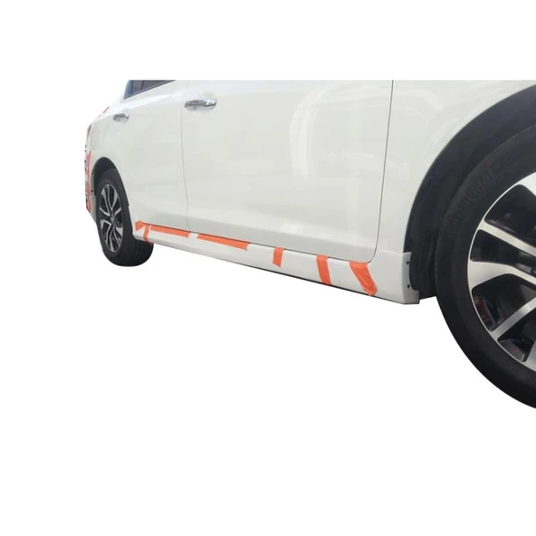 Honda Civic FB7 (2012-2016) Modulo Black Edition Yan Marşpiyel Seti (Plastik) ürün görseli