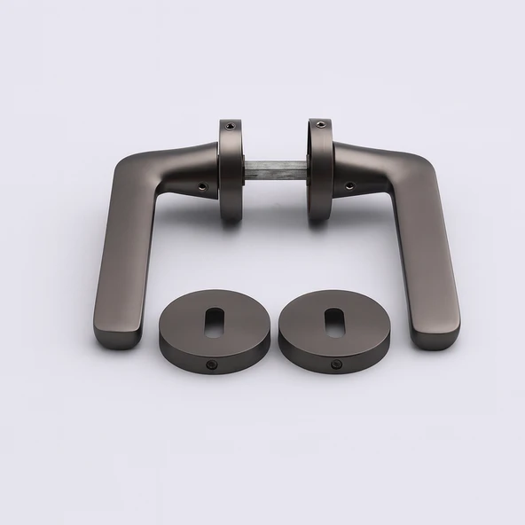 Mat Titan Oda Tipi Kapı Kolu Rozetli Sağ Sol Uygun Modern İç Kapı Kilitli 1 Takım - Resim 3