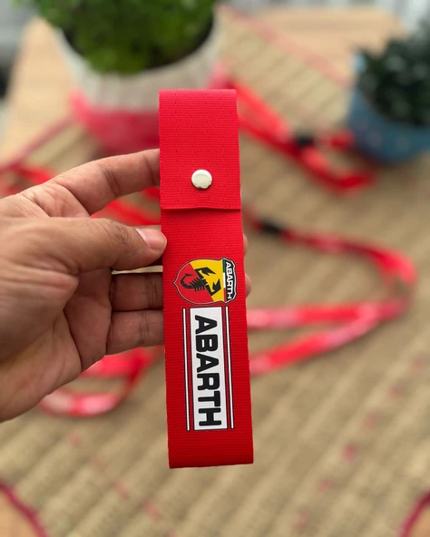 Abarth Tasarımlı, Kırmızı Renk Yüksek Kalite Tampon & Çeki Ipi ürün görseli