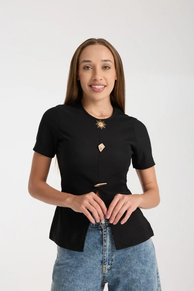 Metal Aksesuarlı Kısa Kollu Fit Bluz DNV-000104 - 2