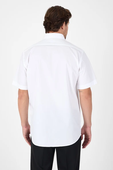Beyaz Kısa Kol Sert Yaka Cepli  Comfort Fit %100 Pamuk Gömlek 1004250265 - Resim 5
