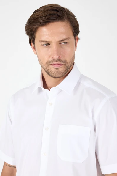 Beyaz Kısa Kol Sert Yaka Cepli  Comfort Fit %100 Pamuk Gömlek 1004250265 - Resim 4