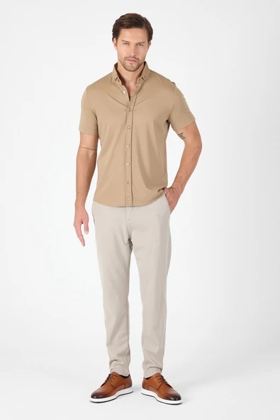 Koyu Bej Kısa Kol Düğmeli Yaka Cepsiz Performans Ürün Slim Fit  Gömlek 1004250256 - Resim 2