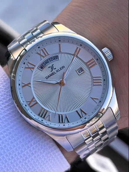 Daniel Klein Roma Rakamlı Takvimli Kadran 2 Yıl Garantili 3 Atm Erkek Kol Saati FG.10713.1 ürün görseli