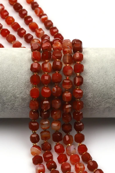 Turuncu Akik Doğal Taş Dizi 7 mm Küp Kesim