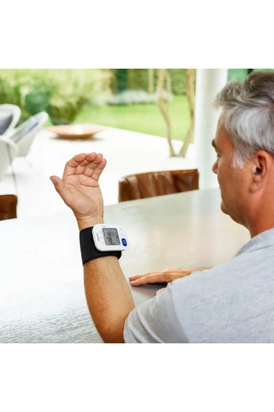 OMRON Rs1, Kolay Taşınabilir Bilekten Ölçer Tansiyon Aleti - 6