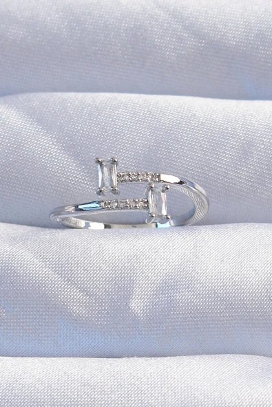 Pirinç Gümüş Renk Zirkon Taşlı Geometrik Ayarlanabilir Yüzük - TJ-BYK3240 ürün görseli